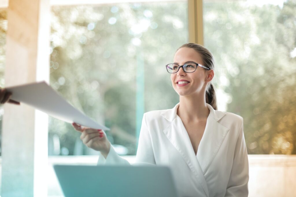 Use notes to collaborate with hiring managers